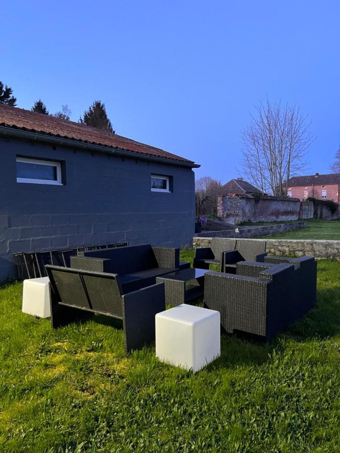 Bed and Breakfast Domaine Des Anges Avesnes-sur-Helpe Екстер'єр фото